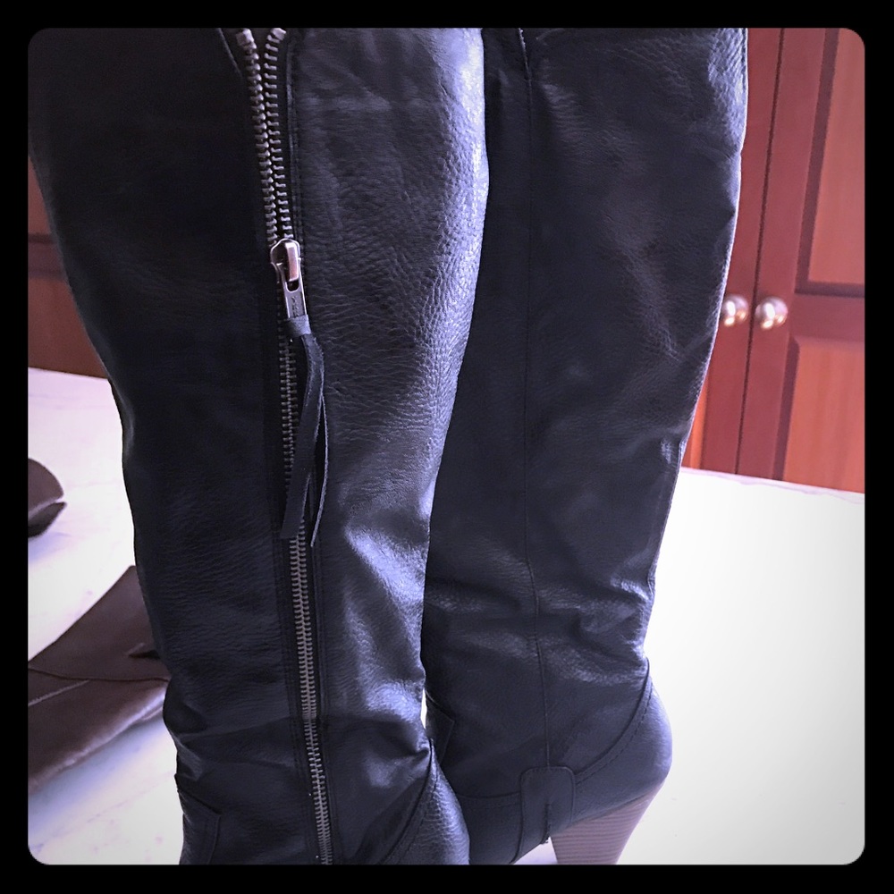 Black boots