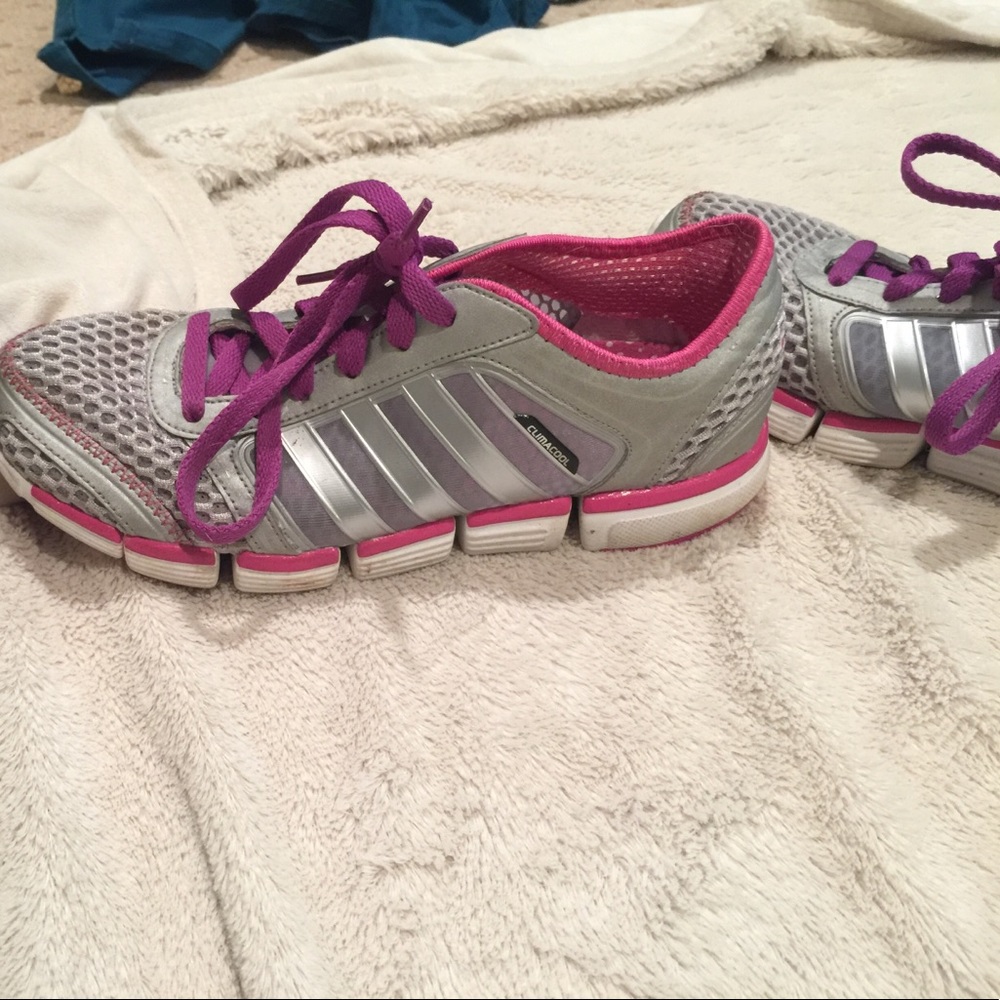Adidas Tennis Shoes