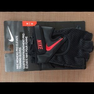 Training gloves