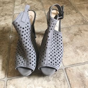 Jessica Simpson heels