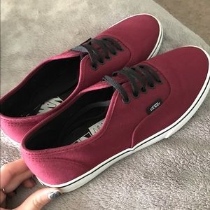 Maroon Authentic Lo Pro Vans