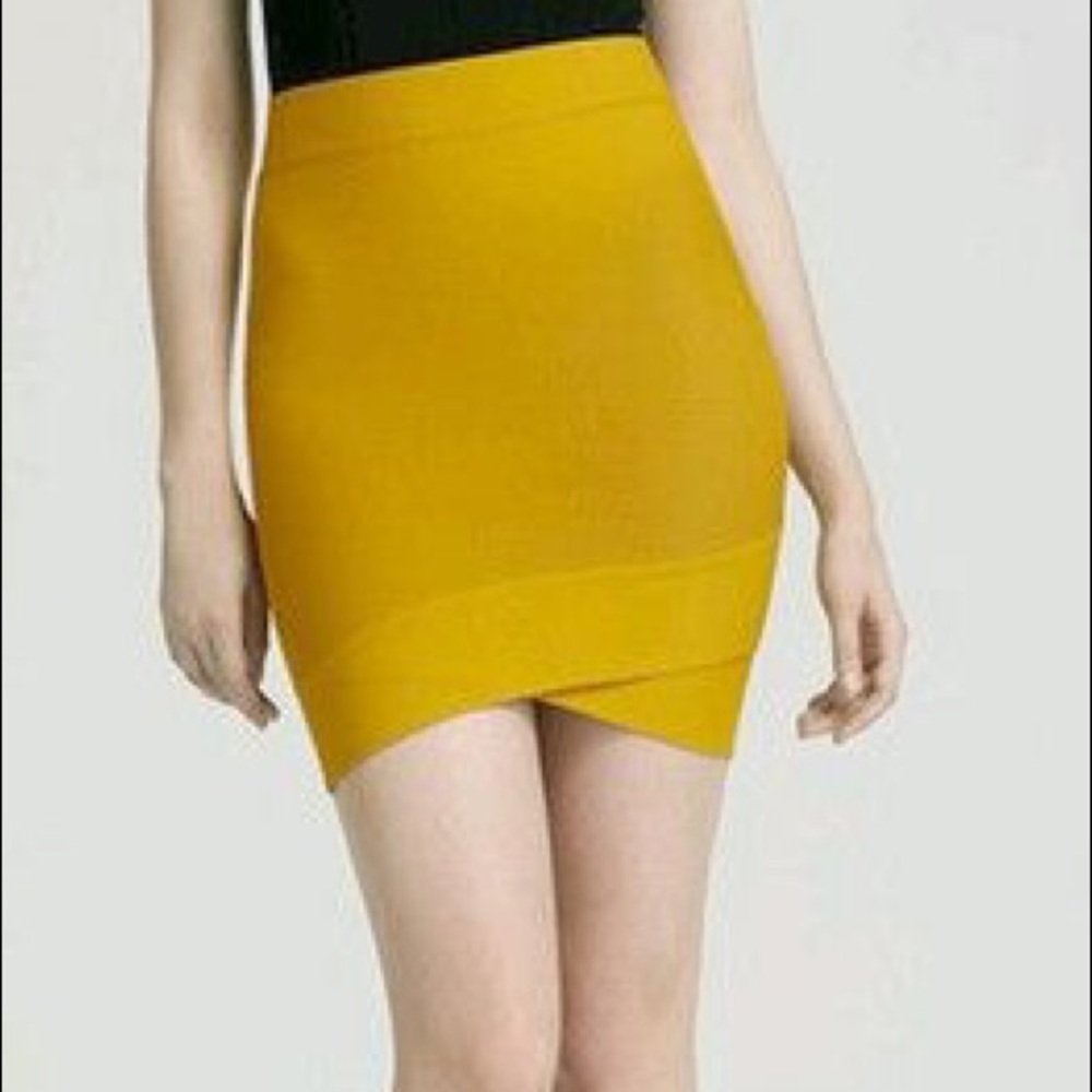 Silvie bandage skirt in yellow/gold