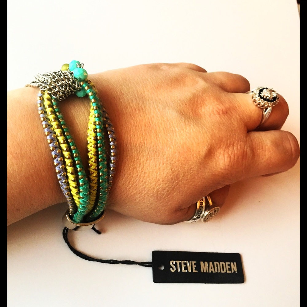 This Steve Madden will make your Bestie Smile 🎁