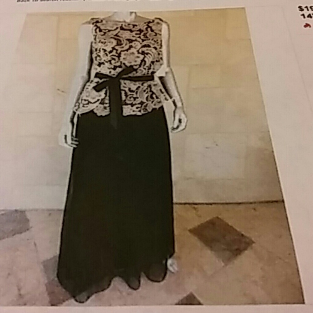 Black lace overlay ribboned A-lined evening dress.