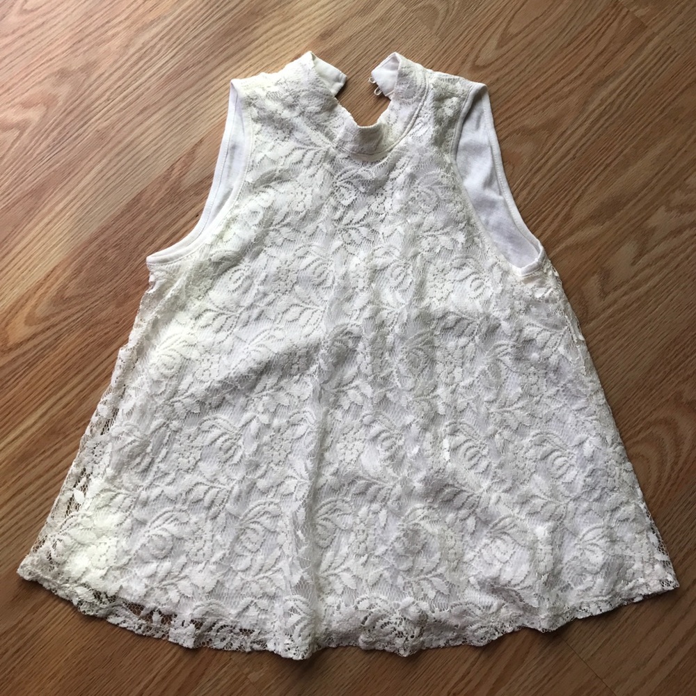 NWOT Abercrombie & Fitch Lace Ivory Top size S