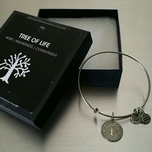 Alex and Ani bracelet: Tree of Life