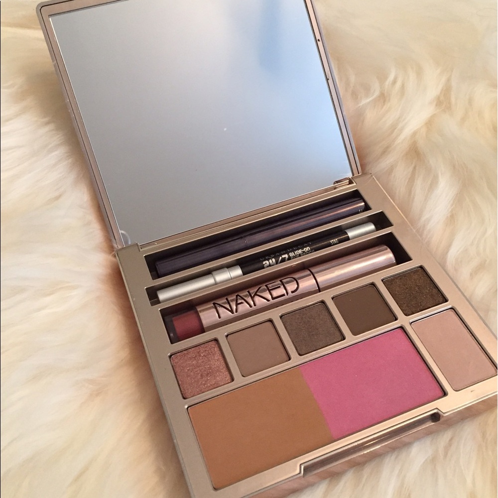 Naked palette