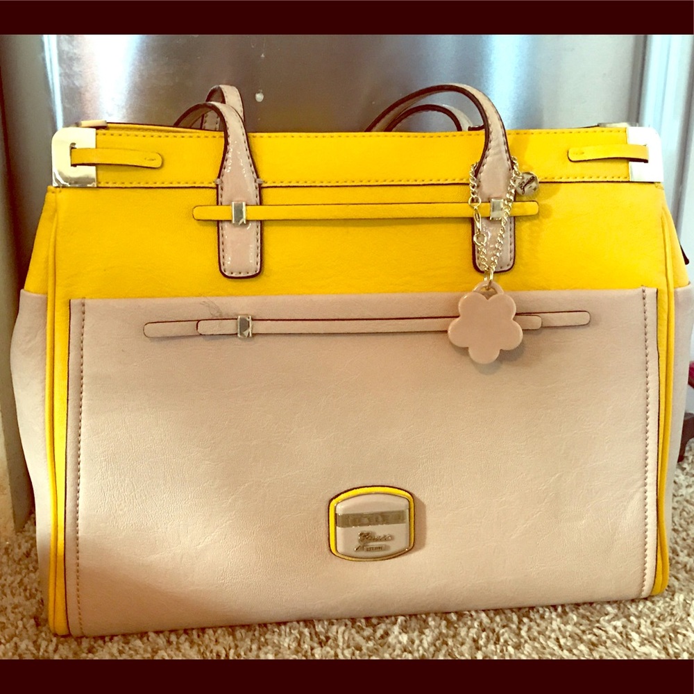 NWT Guess Huma purse