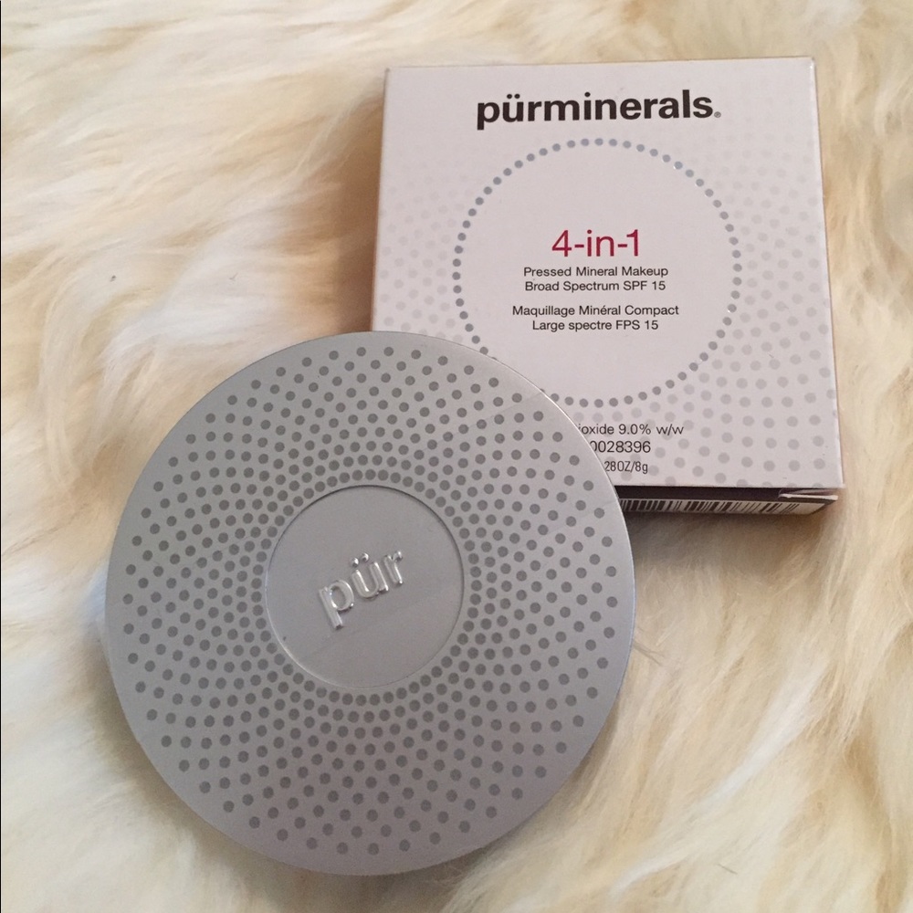 Pur-cosmetics 4-in1 pressed mineral powder (light)