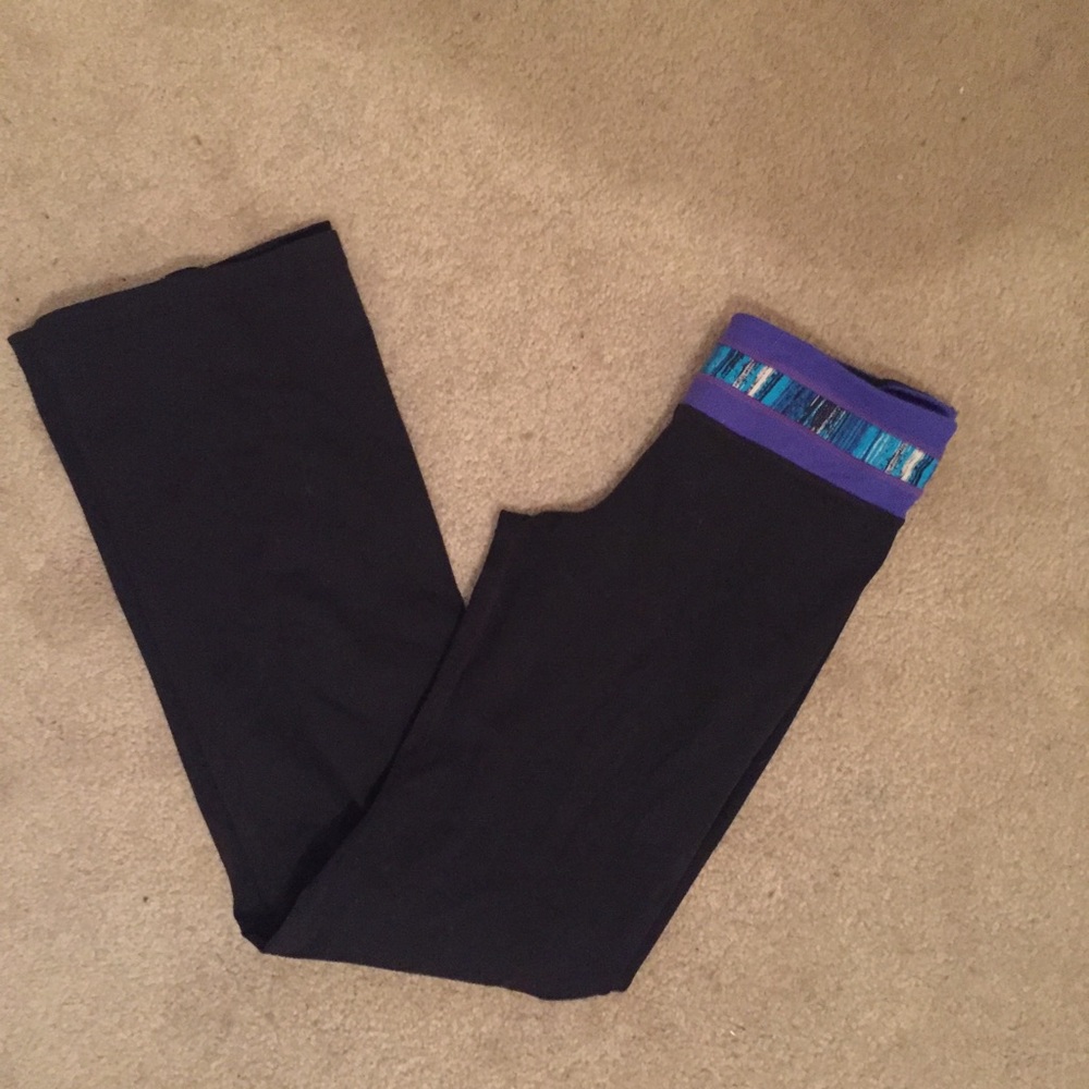 Ankle flair yoga pants