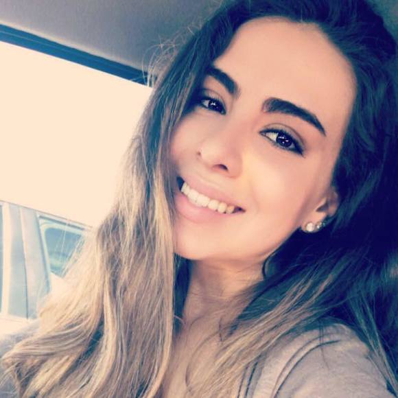 Meet your Posher, Joelyn - Picture 1 of 1