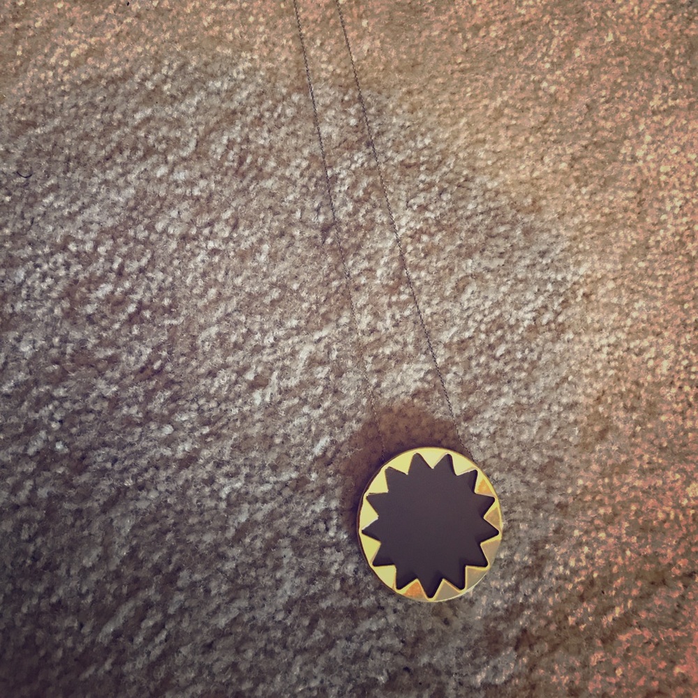 House Of Harlow 1960 Starburst necklace!