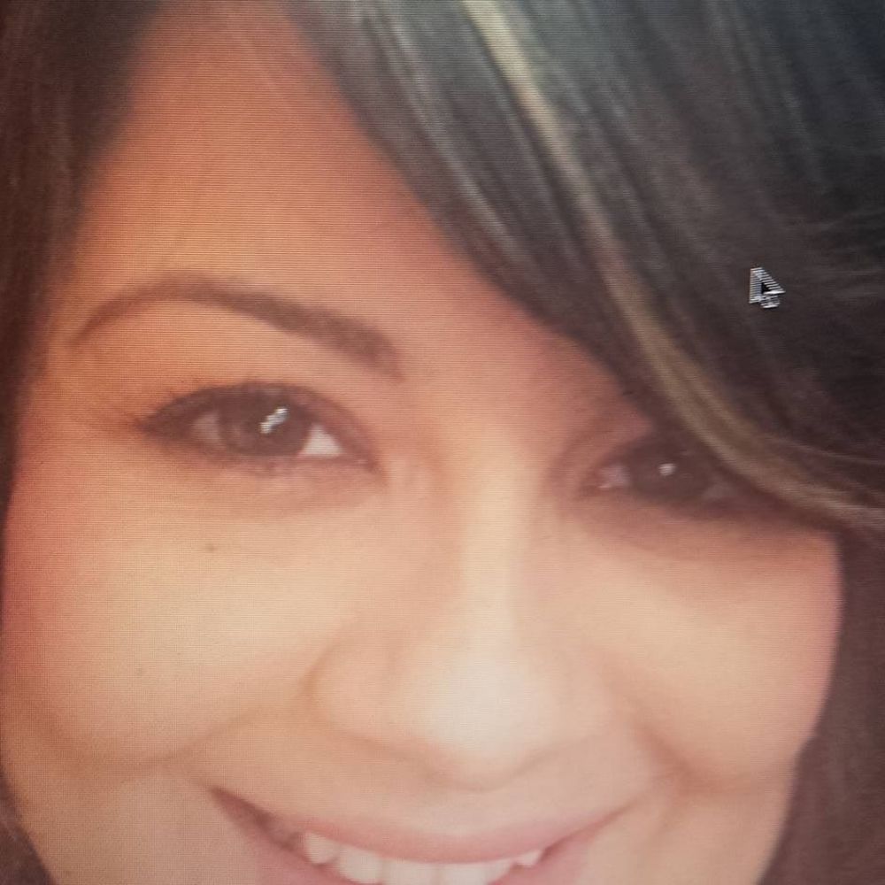 Meet your Posher, Yaly