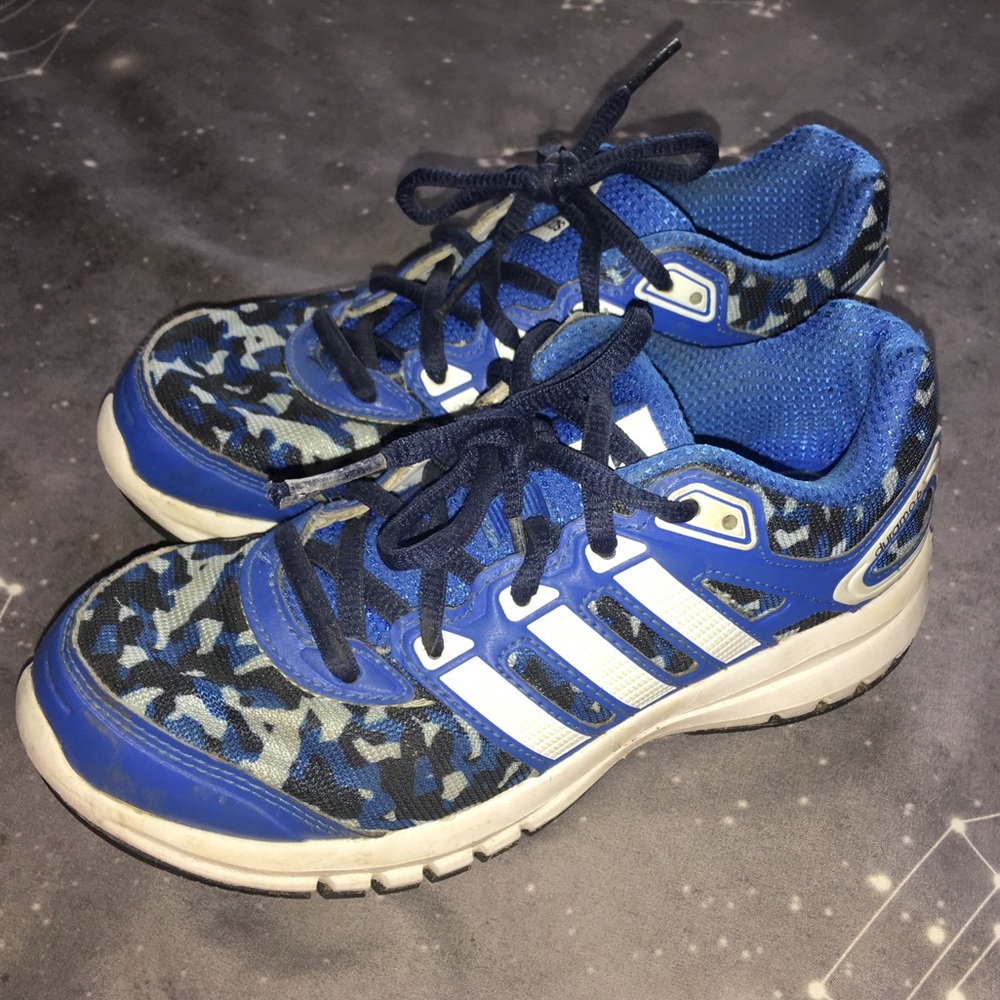 Boys blue camo Adidas Sz 2