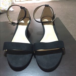 Black Old Navy Wedge Heel Sandal Size 10
