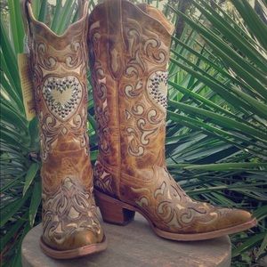 Corral boots size 6.5