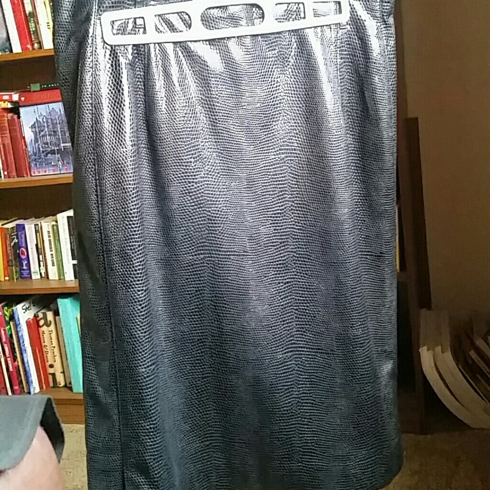 Escada leather snakeskin mid length skirt