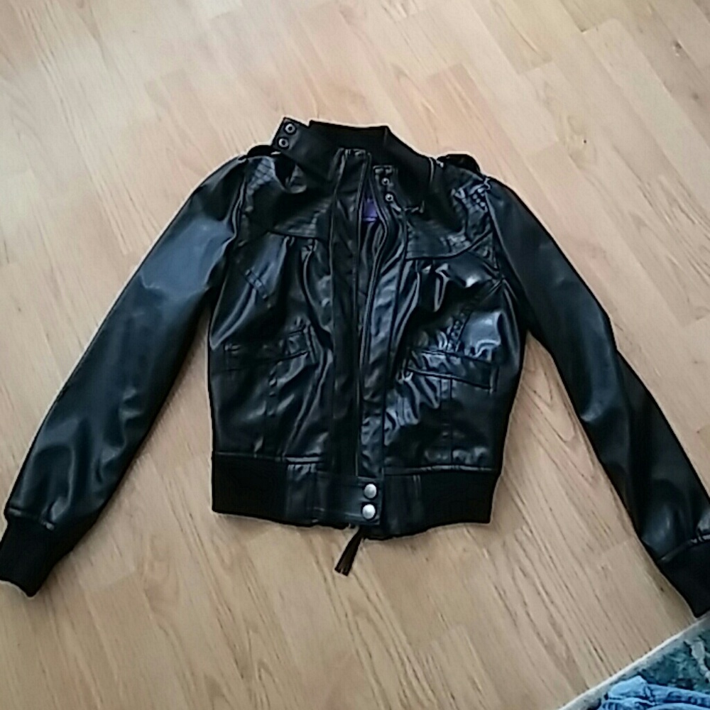 Miley Cyrus leather bomber jacket!