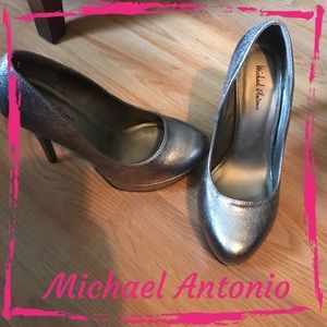 👠🔥Michael Antonio  Metallic Heels