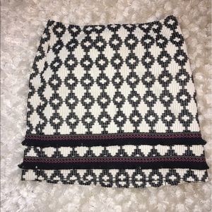 Mossimo pattern skirt with tassels detail 🌸🌺