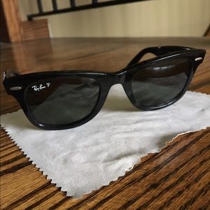 Ray-ban wayfarer polarized sunglasses