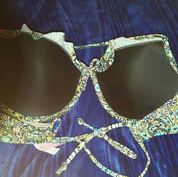 Victoria's Secret Swim Push Up Bra - Picture 2 of 3