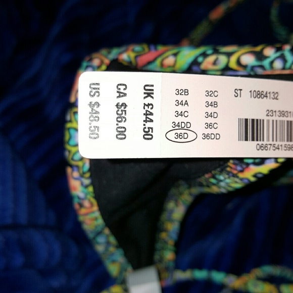 Victoria's Secret Swim Push Up Bra - Picture 3 of 3