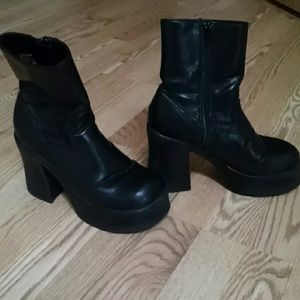Black 4 inch wedge boots