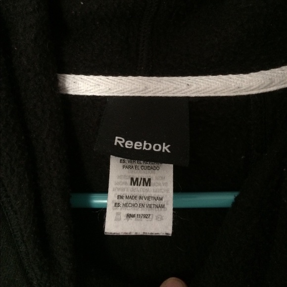 Reebok Scoop Neck - Picture 3 of 4