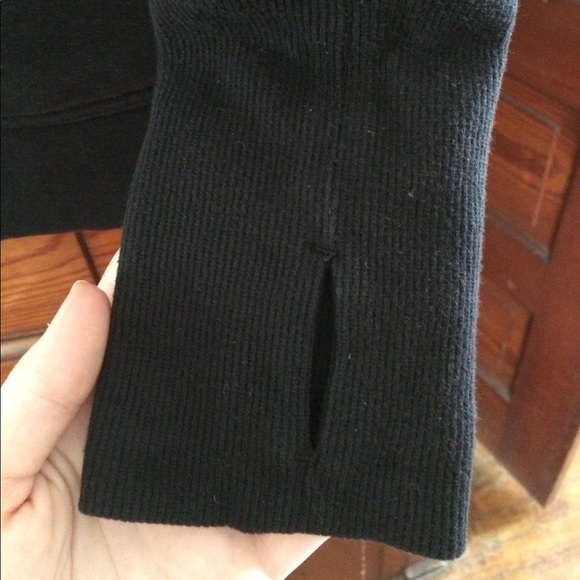 Reebok Scoop Neck - Picture 4 of 4