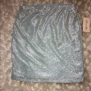 Blue shiny mini skirt !