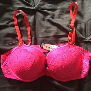 Victoria's Secret Very Sexy bra