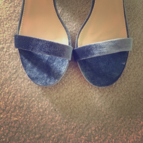 Blue Sandals - Picture 2 of 3