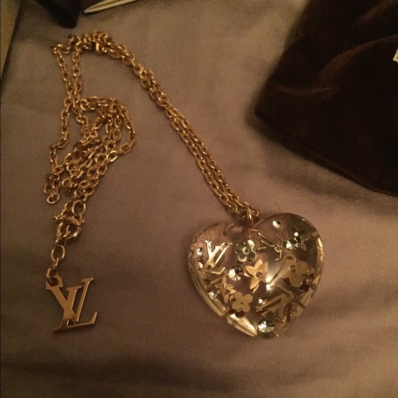 Louis Vuitton Necklace - Picture 3 of 4
