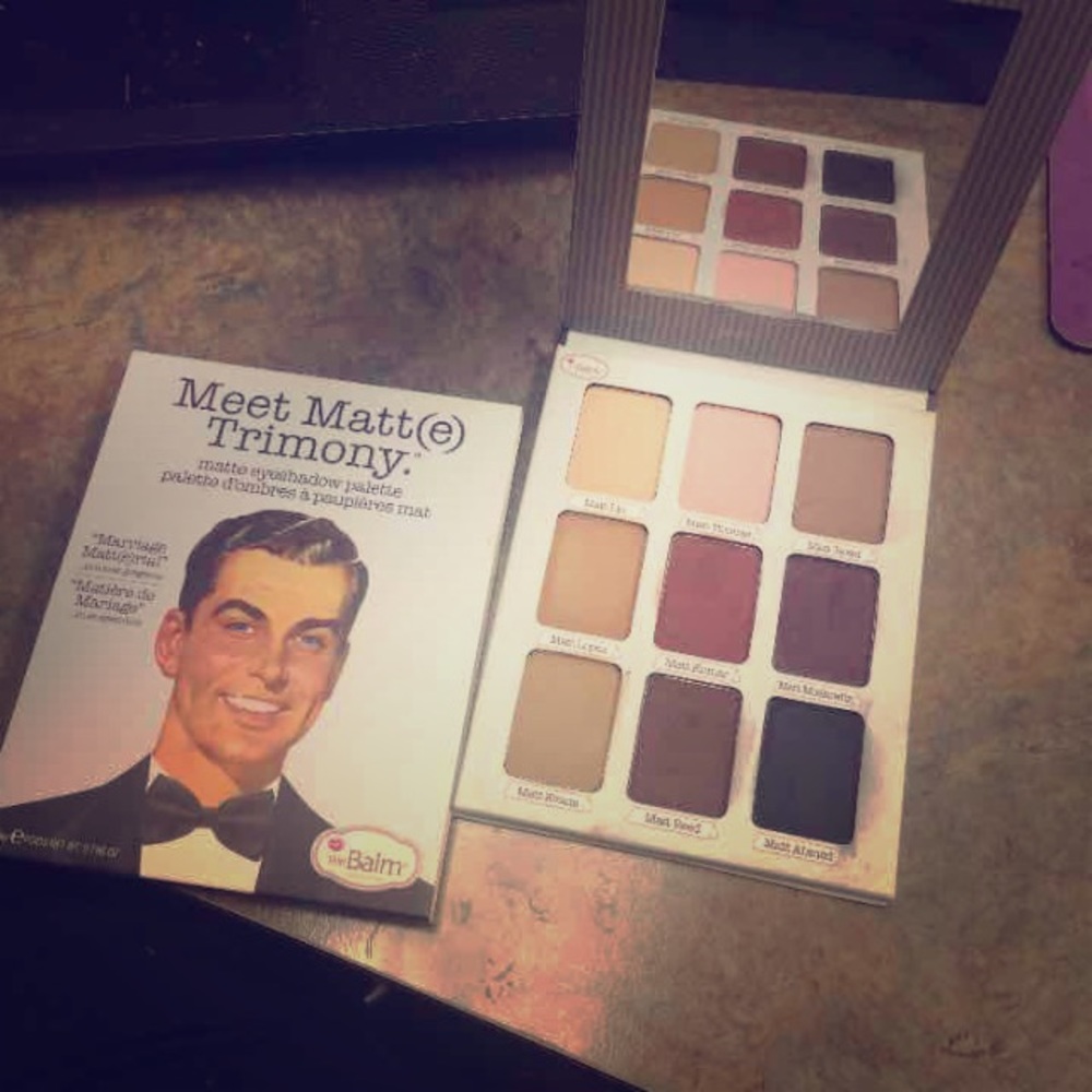 Meet Matte Trimony Palette