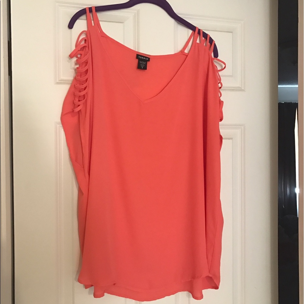 Torrid size 2 ladder sleeve top.