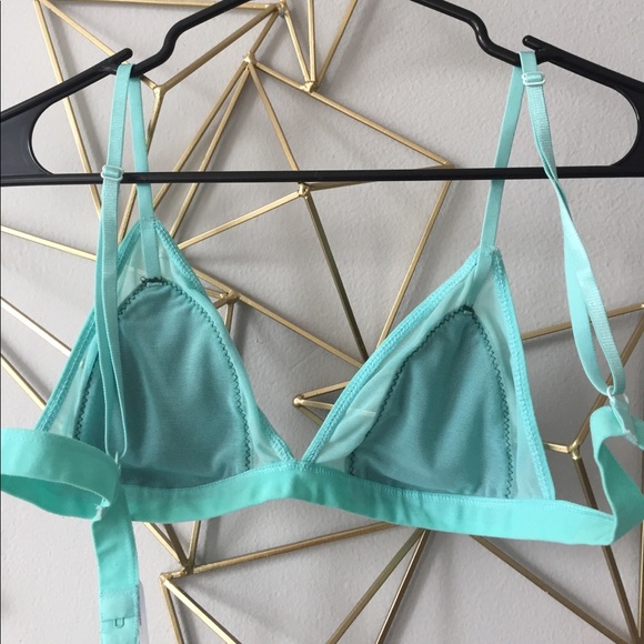 Kimchi Blue Bralette - Picture 2 of 3