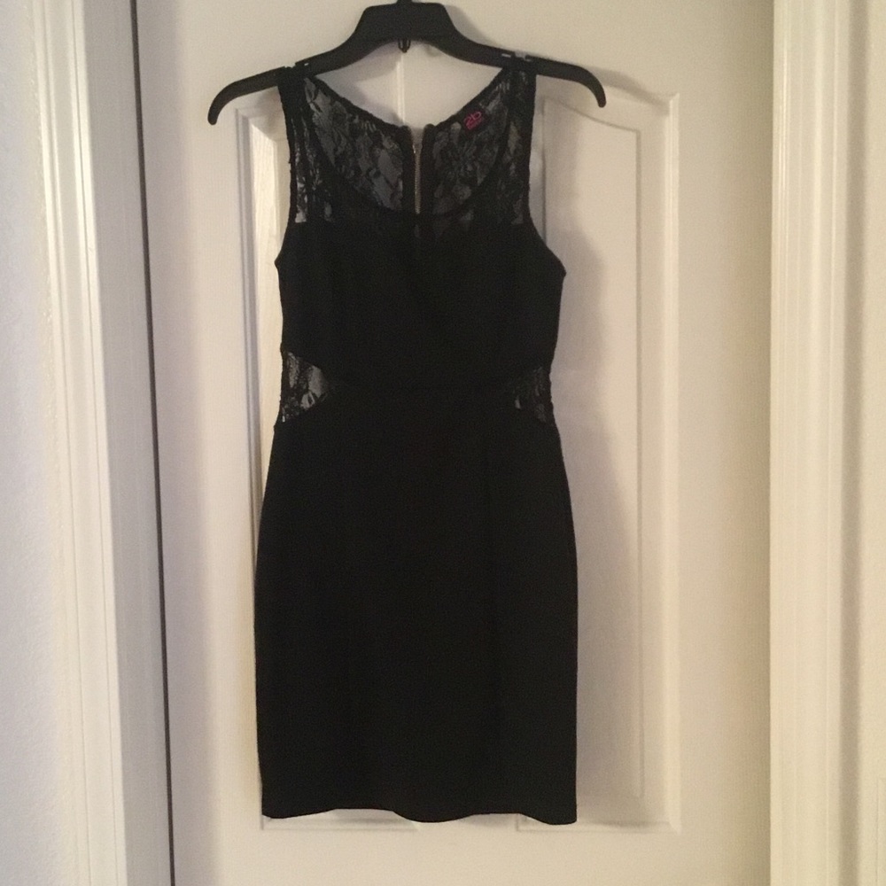 2b Bebe black dress