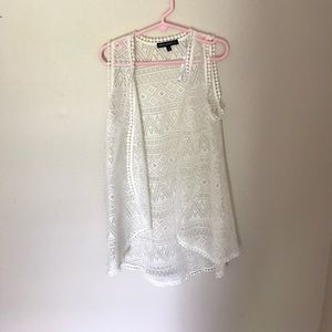 Adorable tank sweater!!