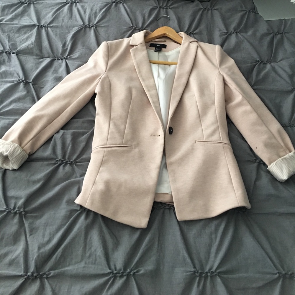 H&M blush colored blazer