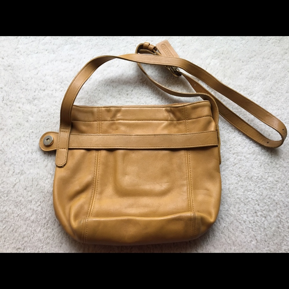 Coach shoulder bag