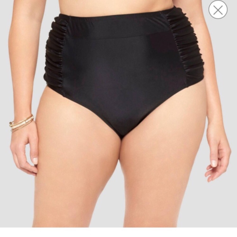AVA & VIV NWT SWIM BOTTOMS 24W/26W