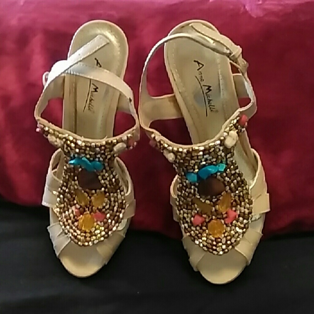 Clogs - Picture 2 of 4