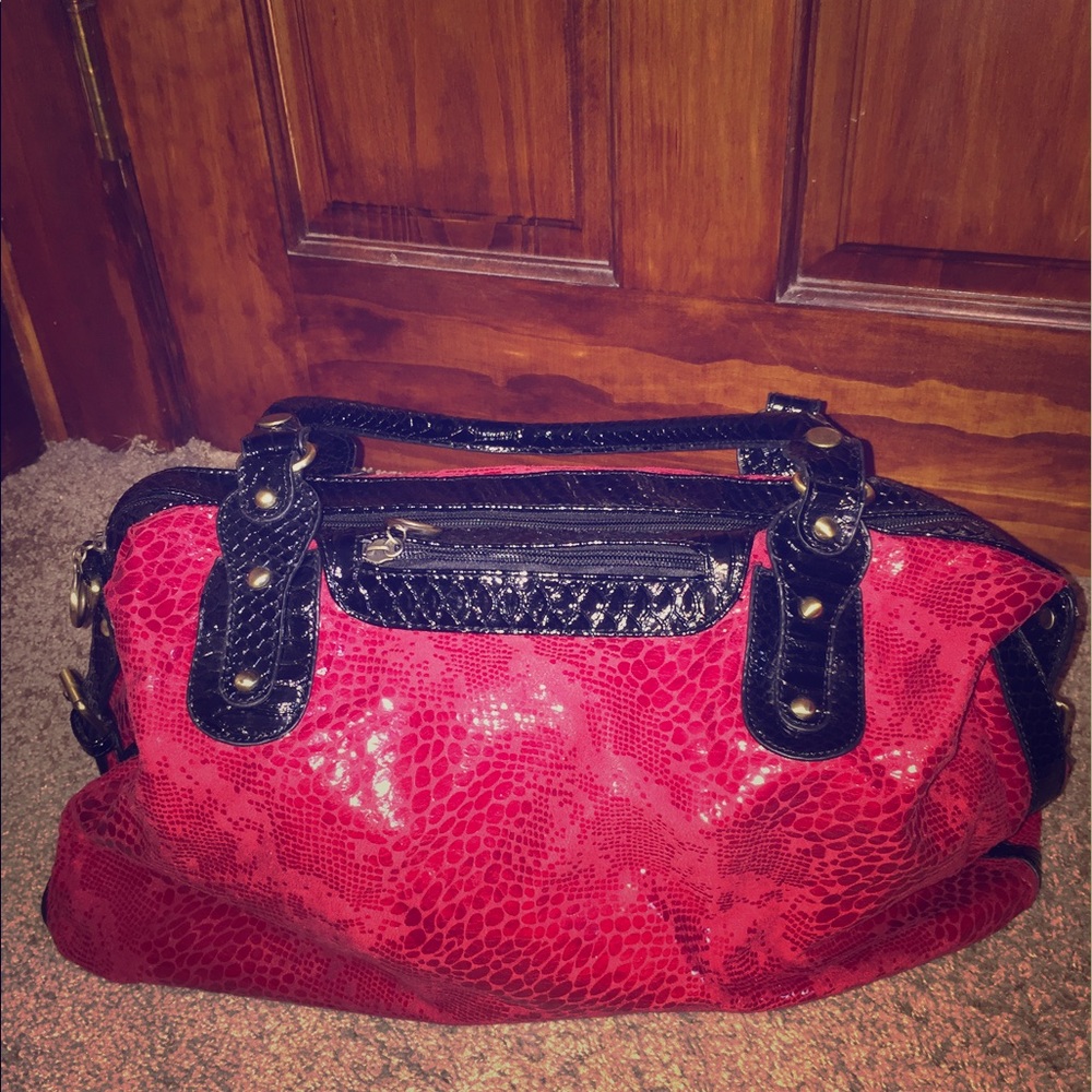 ❤️GORGEOUS❤️Black&Red Purse - perfect condition!