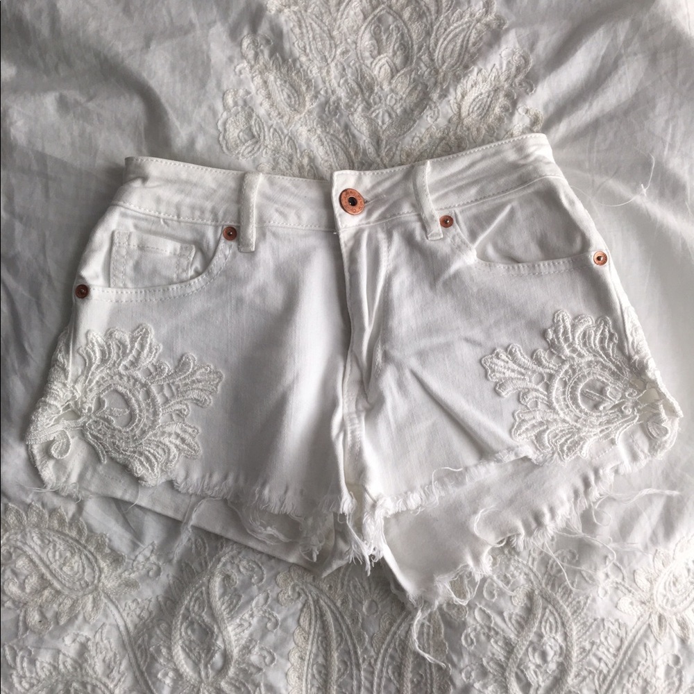 white denim short shorts with lace detail