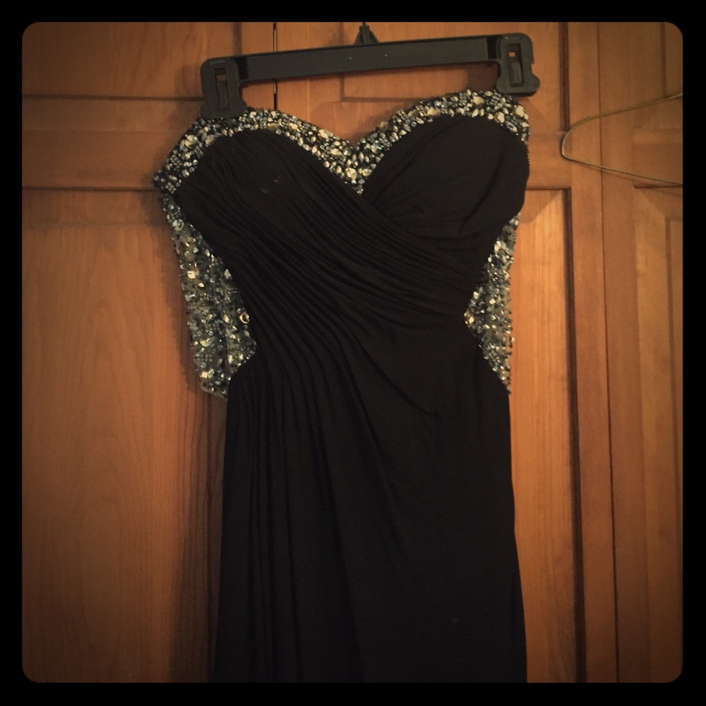 La Femme Sweetheart Neckline Backless Prom Dress