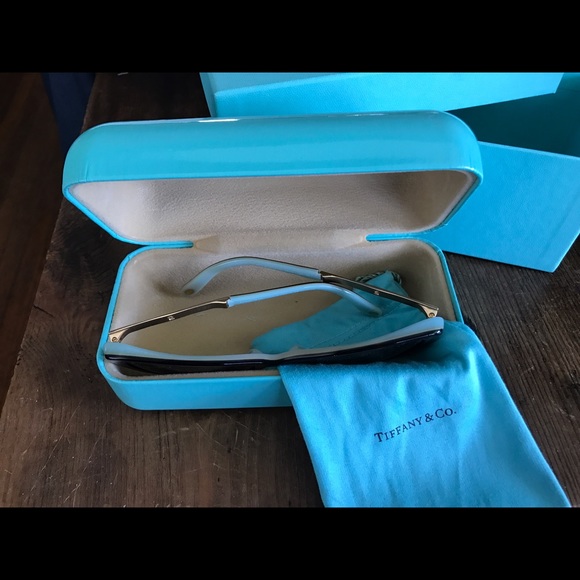 Tiffany sunglasses main image 4