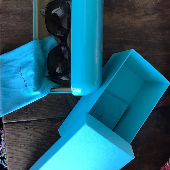 Tiffany sunglasses main image 5