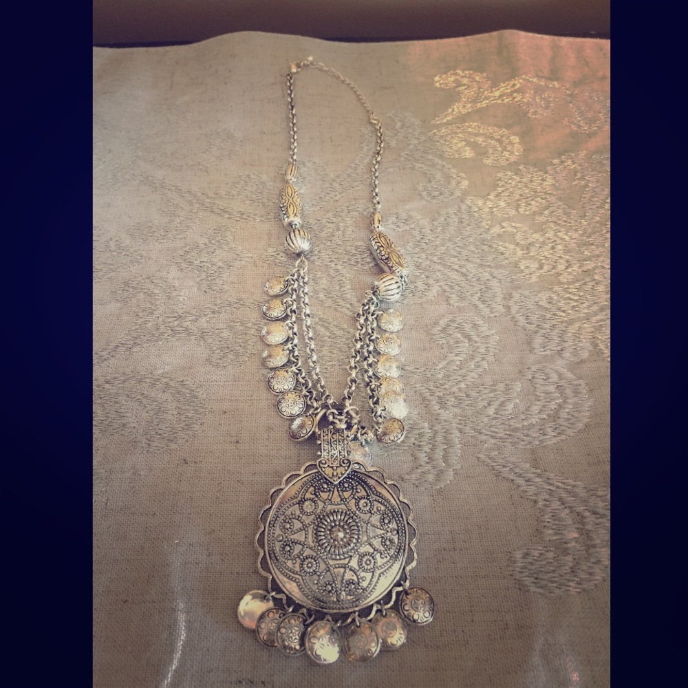 Silver necklace 💁🏻