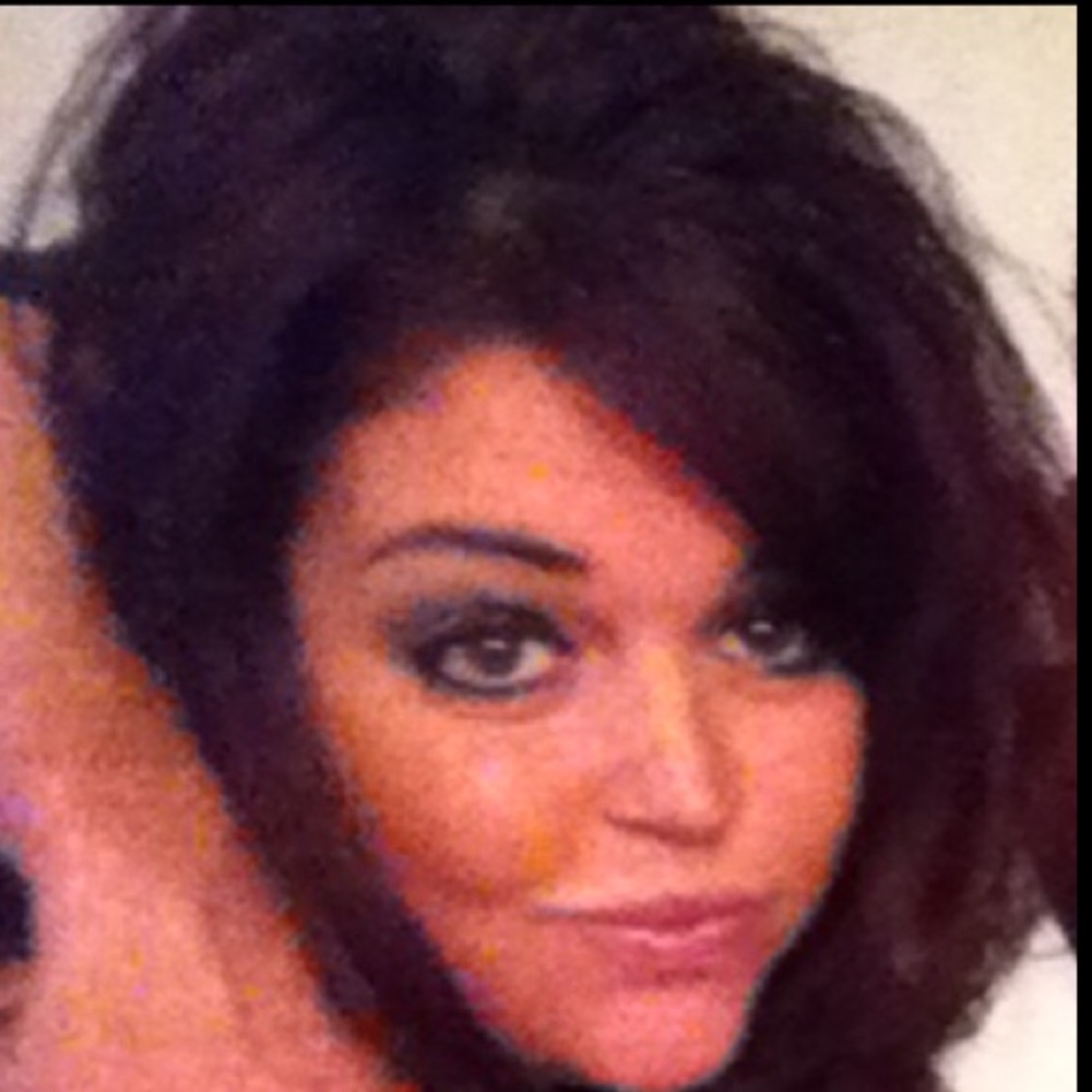 Meet your Posher, Casey